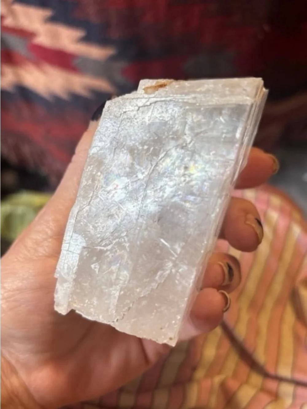 Optical Calcite Freeform HQ with Rainbows